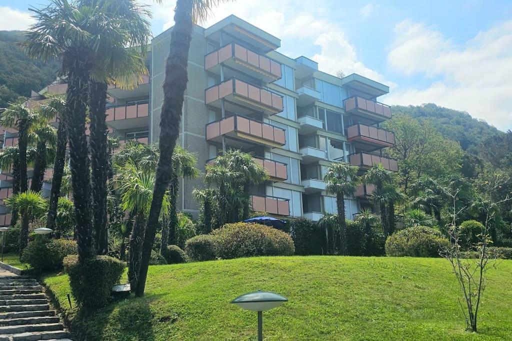 Idyllische Ferienwohnung In Bissone Exterior foto